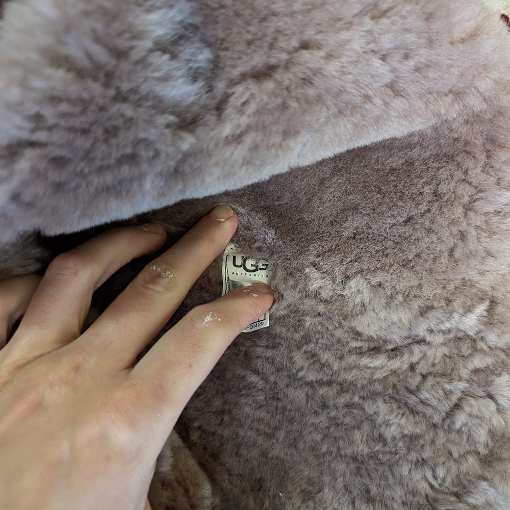 UGG Baily Button Triplet Boots Genuine Leather and Sheepskin Mauve Purple - Picture 11 of 15